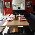 Mit Herrlichem Berg- Und Seeblick By Interhome *