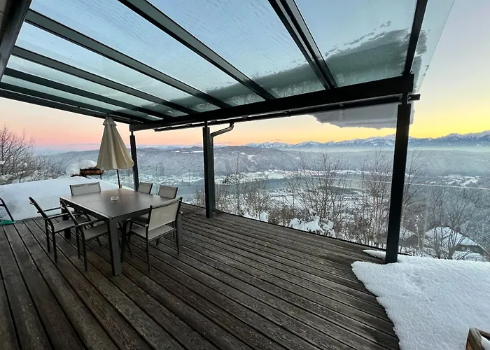 Mit Herrlichem Berg- Und Seeblick By Interhome